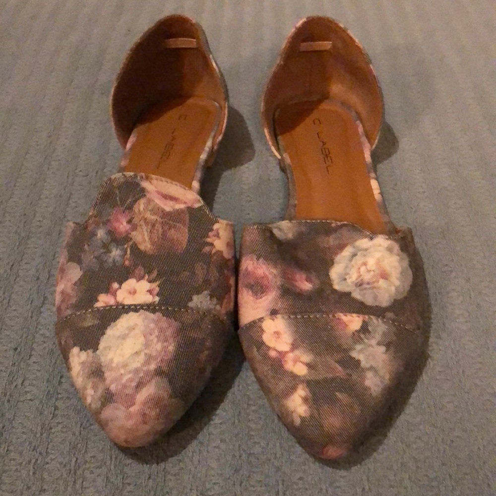 C Label floral slip-ons. Size 8